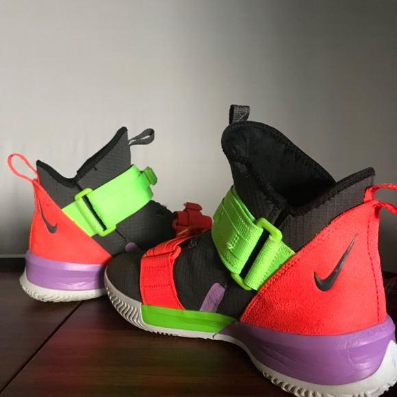 Nike LeBron James shoes men 8.5 dark gray neon green orange high top basketball